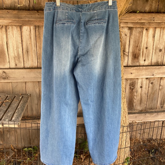 Charter Club Wide Leg Jeans with Nautical Button Detail - Picture 4 of 7